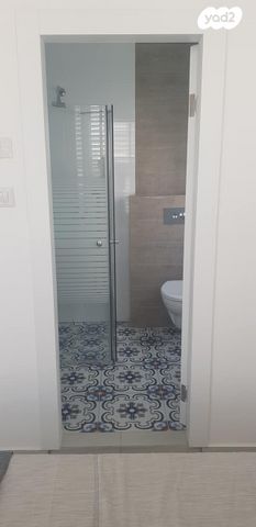 דירה, א.ד. גורדון 18, צפון מערב מרכז העיר, נתניה