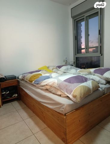 דירה, שביל הזהב 5, 2008, רעננה