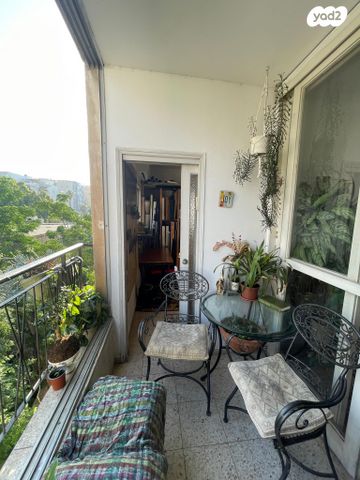 דירה, נהלל 18, נחלת יצחק, תל אביב יפו