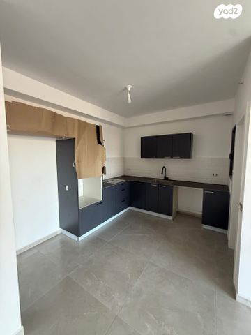 יפה ירקוני 5