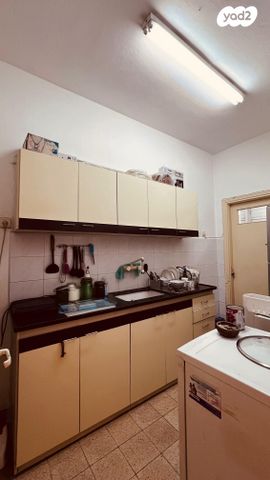 דירה, קריניצי 46, שכונת יהלום, מרכז העיר ב, רמת גן