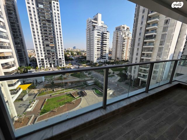 יעקב פיכמן 7