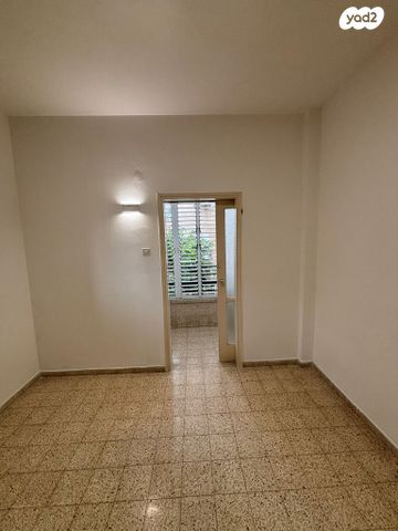 דירה, קרן קיימת לישראל 14, רמת יוסף, בת ים