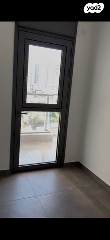 דירה, החלוץ 17, מורשה, רמת השרון