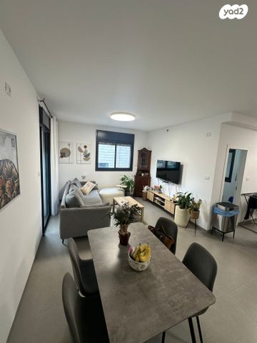 דירה, גיא 6, צריפין החדשה, באר יעקב