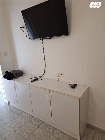 דירה, מבוא זאב 3, שכונת בן גוריון, מרכז העיר ג', רמת גן