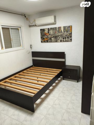 דירה, בר כוכבא 25, האצטדיון, טבריה