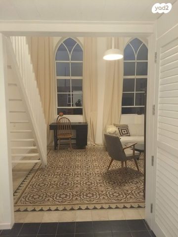 דירה, שיבת ציון 18, ואדי נסנאס, חיפה