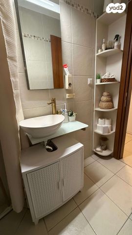 גג/ פנטהאוז, אהרון כצנלסון 3, נווה גן, פתח תקווה