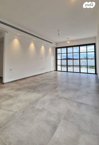 בית פרטי/ קוטג', הצופית 10, חבר, חבר