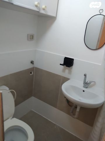 יחידת דיור, סעדיה גאון 30, מגדל המים, קרית אונו