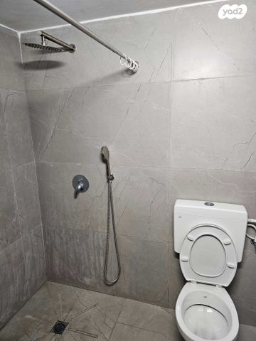 דירה, שדרות אבא חושי 111, עספיא, עספיא