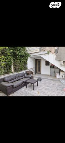 דירה, משלט 8, מעוז ציון ב', מבשרת ציון