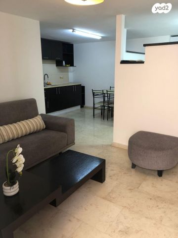 יחידת דיור, שדות 64, נווה דקלים, ראשון לציון