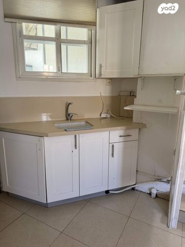 יחידת דיור, דגניה 1, רח' הנשיא צפון, חדרה