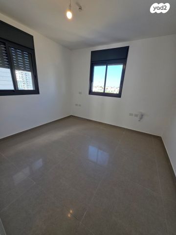 הרב מרדכי אליהו 2