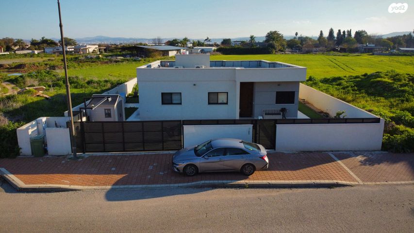 בית פרטי/ קוטג', הצופית 10, חבר, חבר