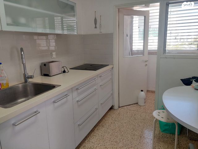 דירה, אברבנאל 26, רמב"ם, ראשון לציון