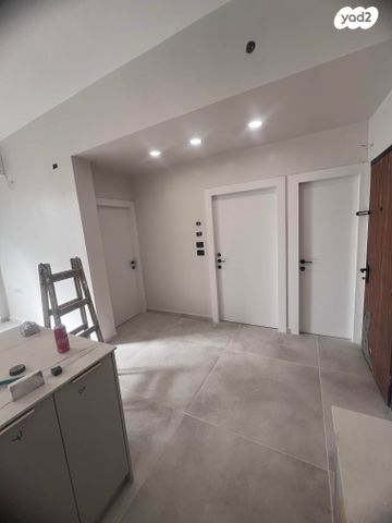 דירה, שילה 14, שכונת יהלום, מרכז העיר ב, רמת גן