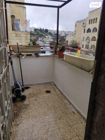 דירה, השישה עשר 8, פסגת זאב, ירושלים