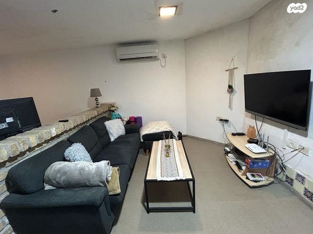 מרתף/ פרטר, נחל בשור 114, הנחלים, כפר יונה