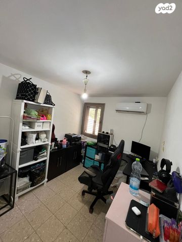 דירת גן, ההסתדרות 18, רמת בן צבי, נס ציונה