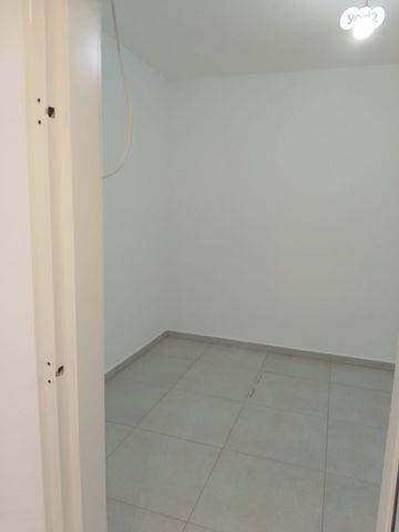 דירה, אריאל שרון 2, נווה שרון / שער העיר, נתיבות