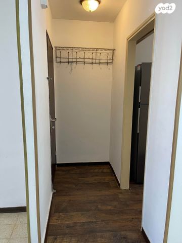 דירה, אסתר המלכה 25, נווה דוד, חיפה