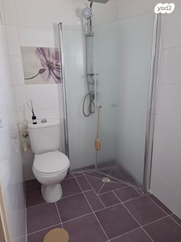 דירה, דרך צרפת 20, קרית שפרינצק, חיפה