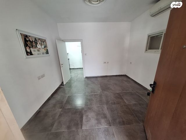 דירת גן, יוסף אהרונוביץ' 7, נאות גנים, נתניה