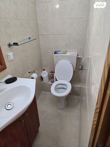 דירה, הרב עוזיאל 15, לב העיר, בת ים