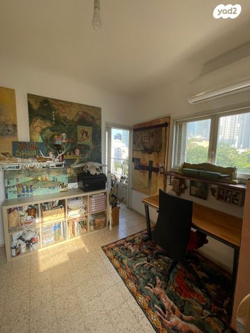 דירה, נהלל 18, נחלת יצחק, תל אביב יפו