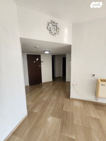 דירה, שלמה המלך 24, צפון מערב מרכז העיר, נתניה