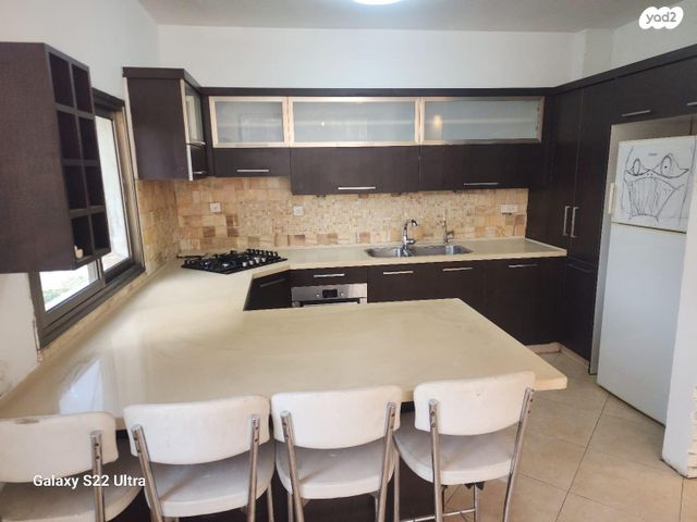 דירה, הרשת 18, לב העיר, בת ים