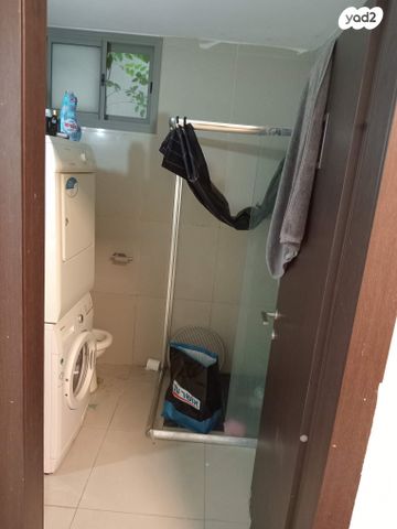 יחידת דיור, אנה פרנק 17, בנות חיל, ראשון לציון