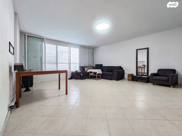 יוסף אהרונוביץ' 39