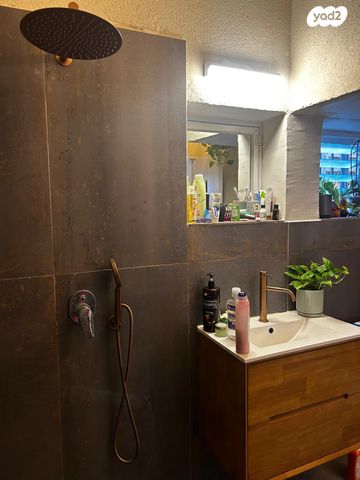 דירה, הכובשים 34, כרם התימנים, תל אביב יפו