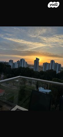 דירה, שדרות האלונים 9, פארק המושבה, באר יעקב