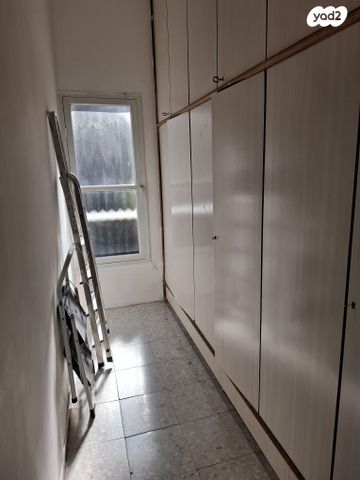 דירה, מבוא זאב 3, שכונת בן גוריון, מרכז העיר ג', רמת גן