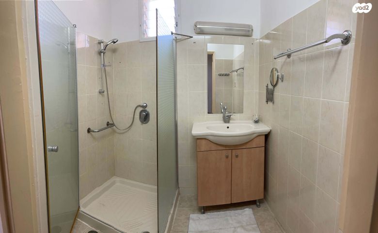 דירה, אסתר המלכה 25, נווה דוד, חיפה