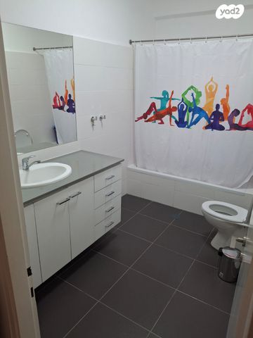 דירה, מבוא זאב 3, שכונת בן גוריון, מרכז העיר ג', רמת גן