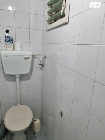 דירה, הכלנית 25, שיכון ב, כפר יונה