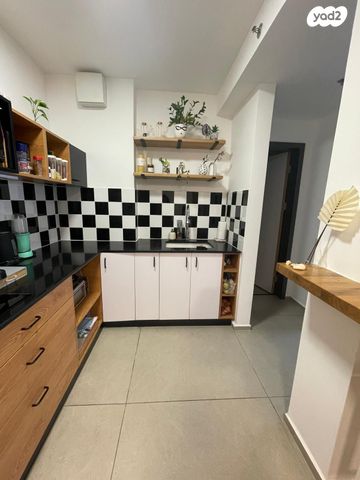 דירה, עין דור 11, שער פלמר, תחנת רכבת השמונה, חיפה