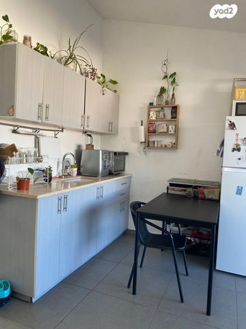 דירה, מוריה 40, גולן, רמת השרון