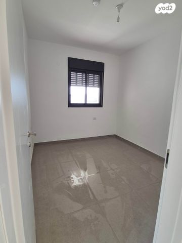 דירה, כרמל 1, בת חפר, בת חפר