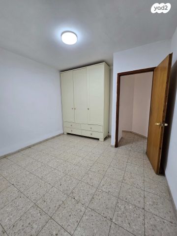 דירה, יונה פישר 21, פרדסיה, פרדסיה