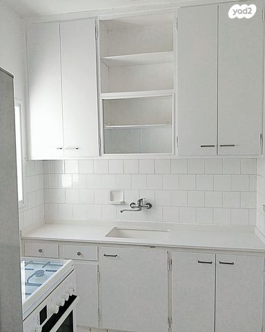 דירה, חביבה רייק 26, לב העיר, בת ים