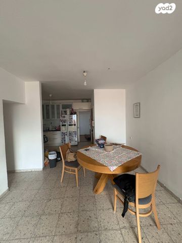 דירה, סמטת רחל 4, א' / צפון מזרח העיר, רחובות