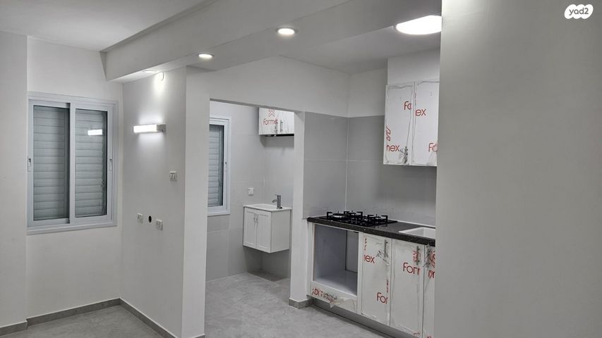 דירה, הגיבור האלמוני 56, יד אליהו, תל אביב יפו