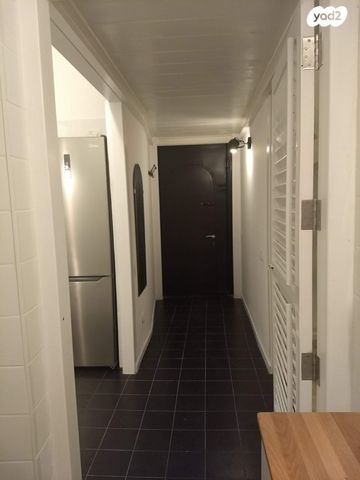 דירה, שיבת ציון 18, ואדי נסנאס, חיפה